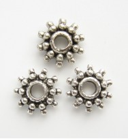 Spikey Daisy Spacers 9mm